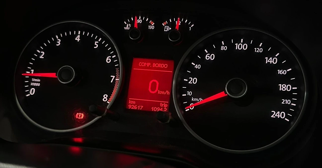 VOLKSWAGEN VOYAGE