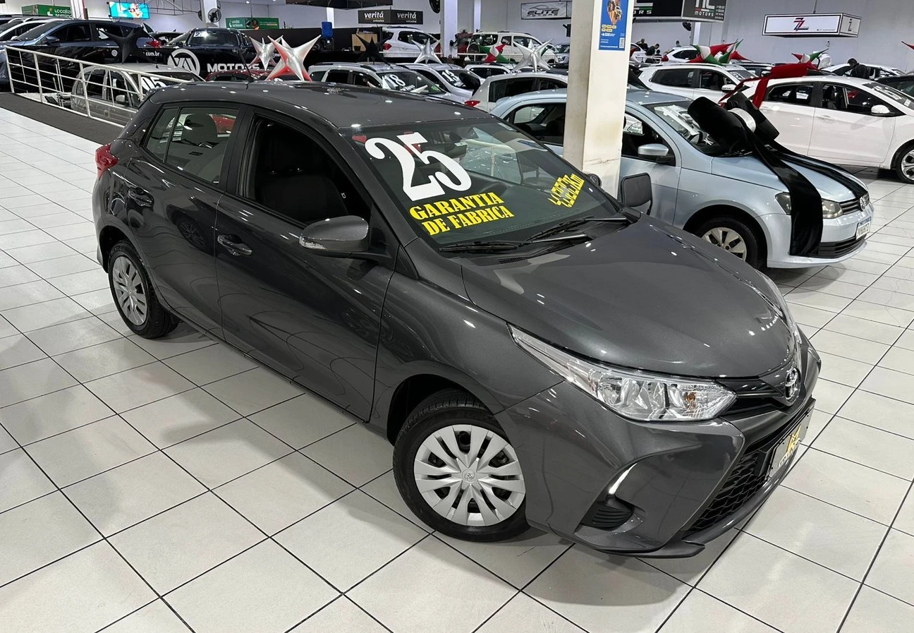 TOYOTA YARIS
