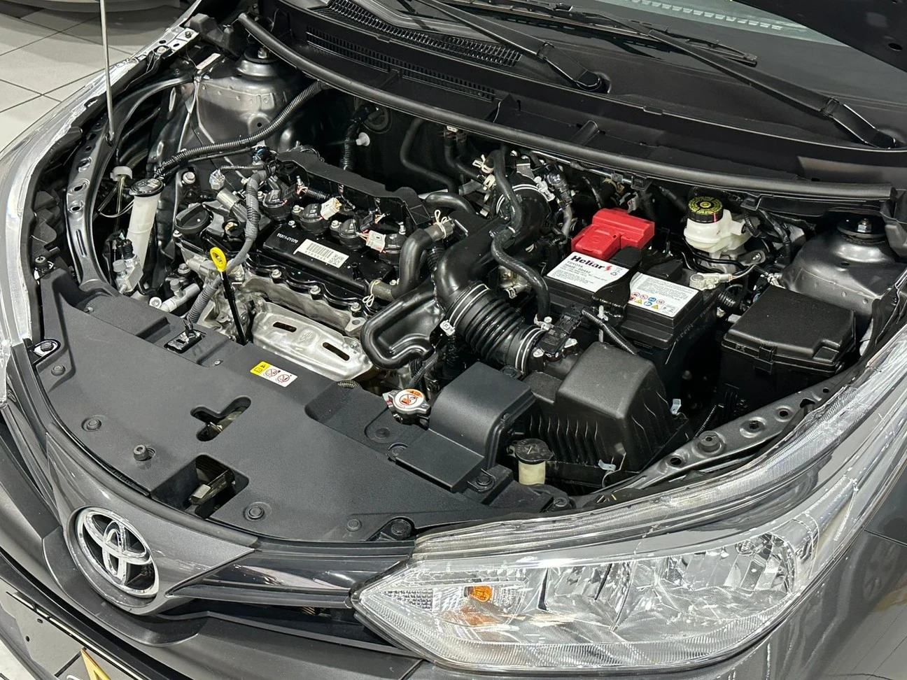 TOYOTA YARIS