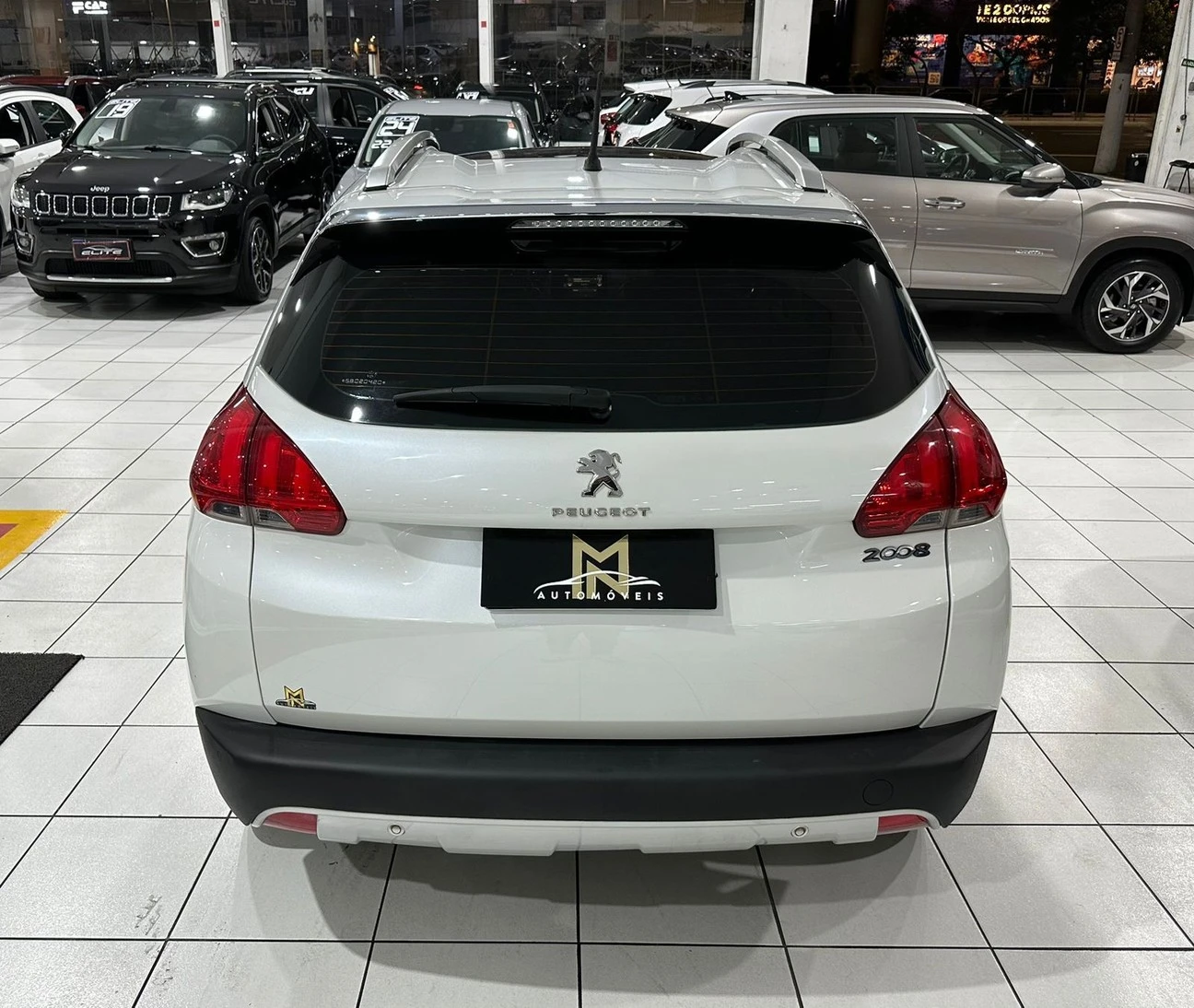 PEUGEOT 2008