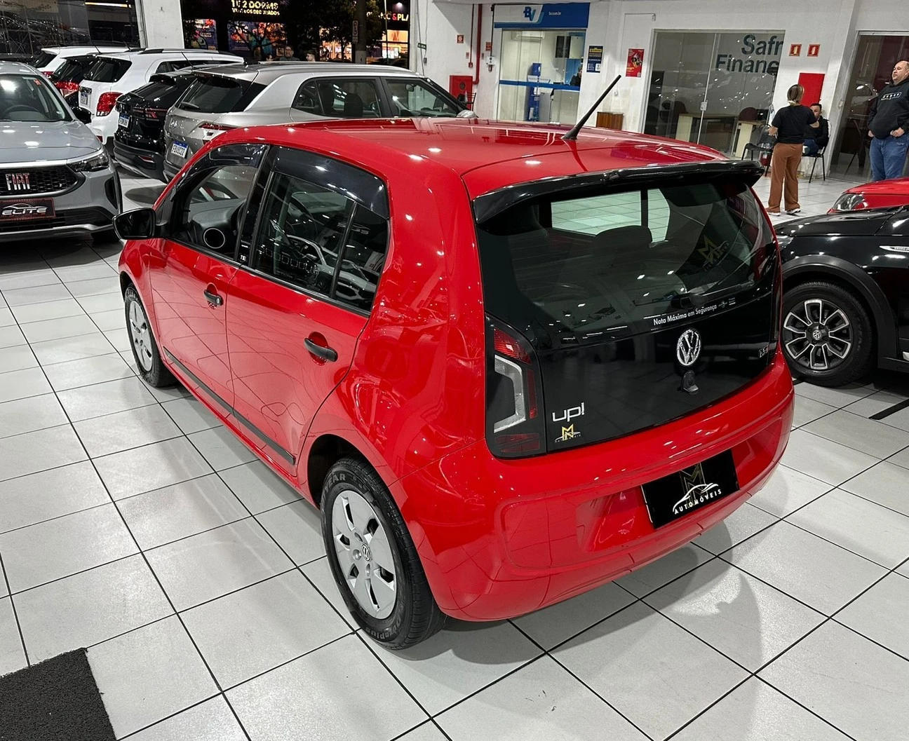 VOLKSWAGEN UP