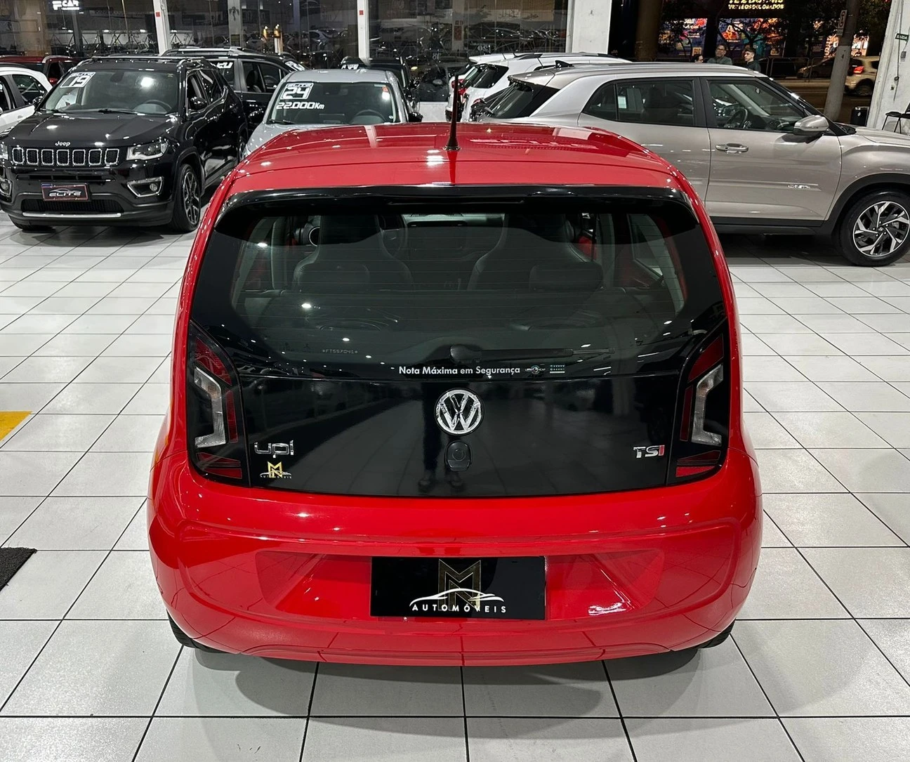VOLKSWAGEN UP