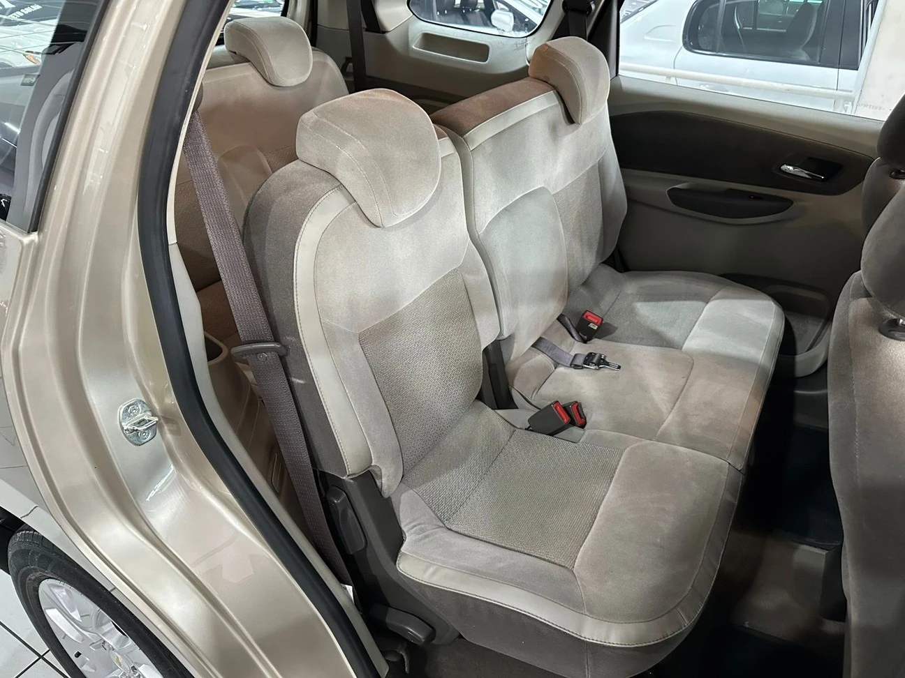 CHEVROLET SPIN