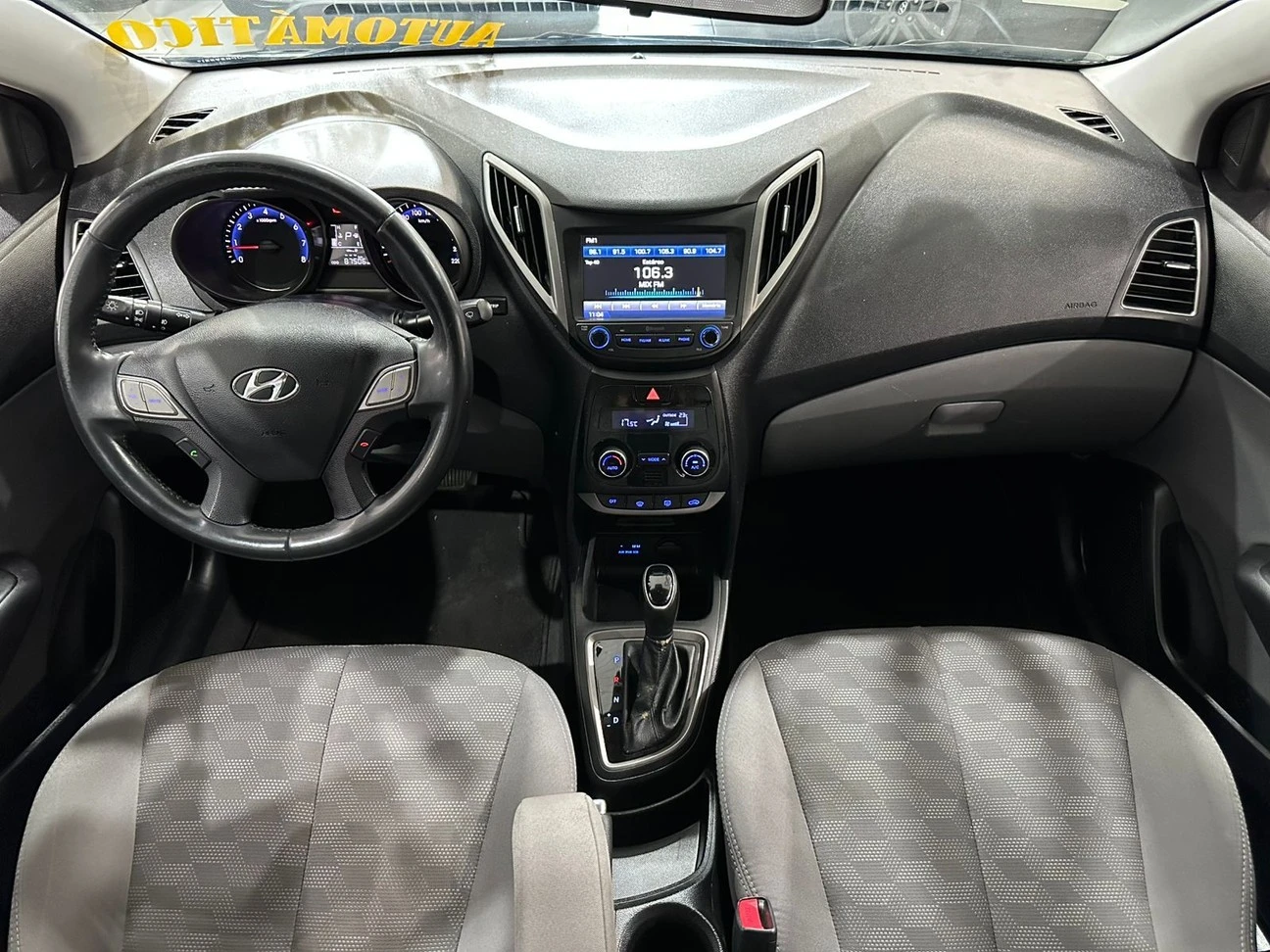 HYUNDAI HB20S
