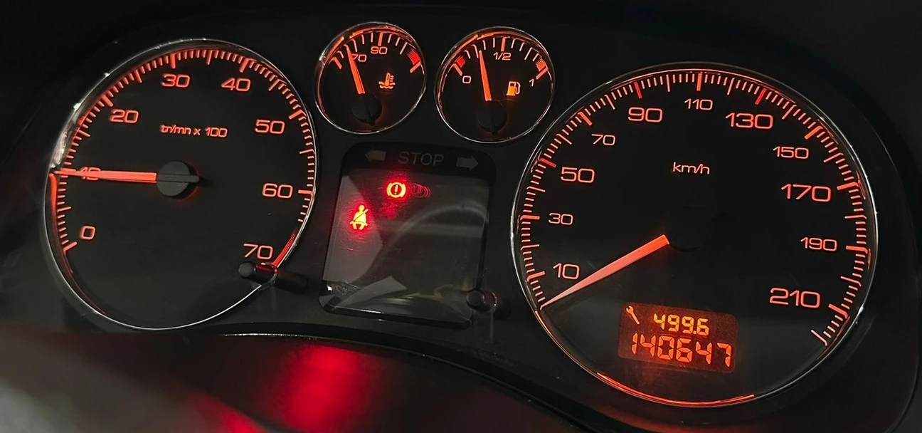 PEUGEOT 307
