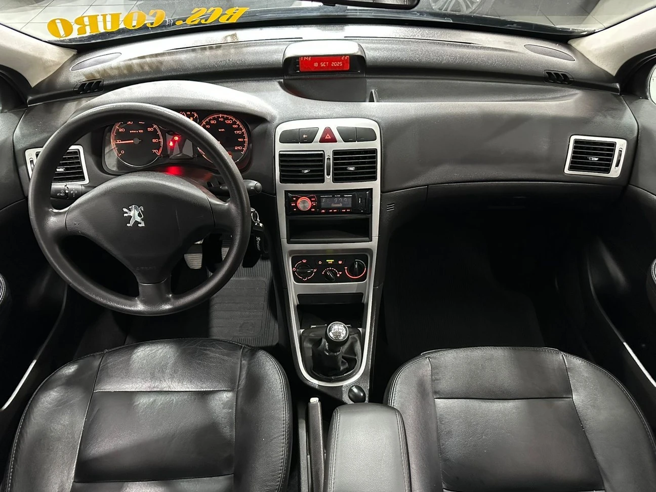 PEUGEOT 307