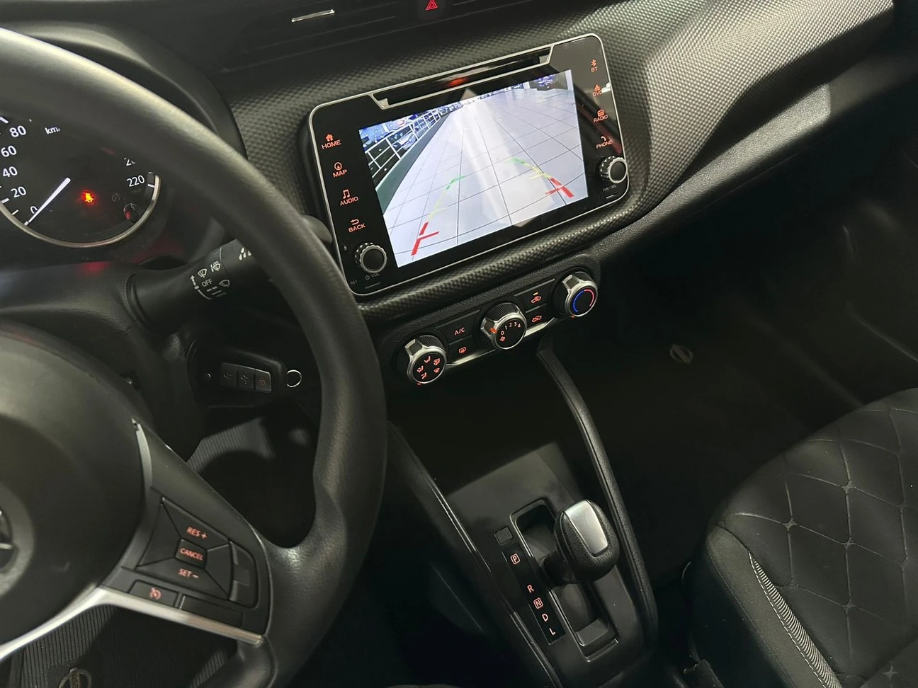 NISSAN KICKS