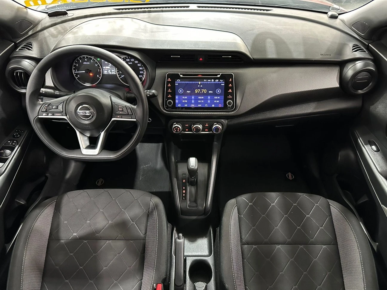 NISSAN KICKS