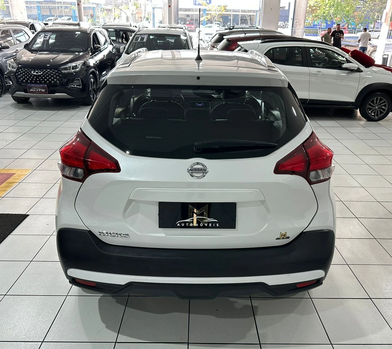 NISSAN KICKS