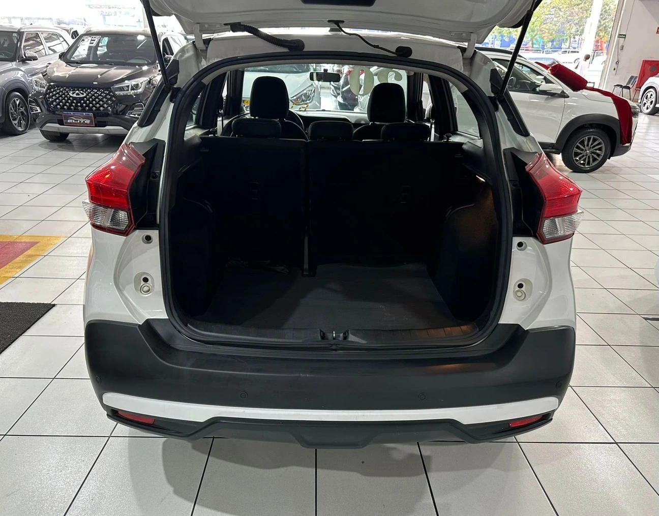 NISSAN KICKS