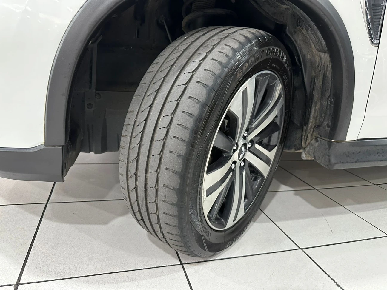 MITSUBISHI OUTLANDER SPORT
