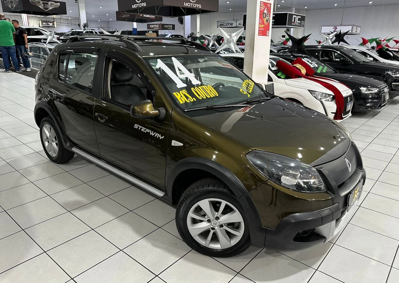 RENAULT SANDERO