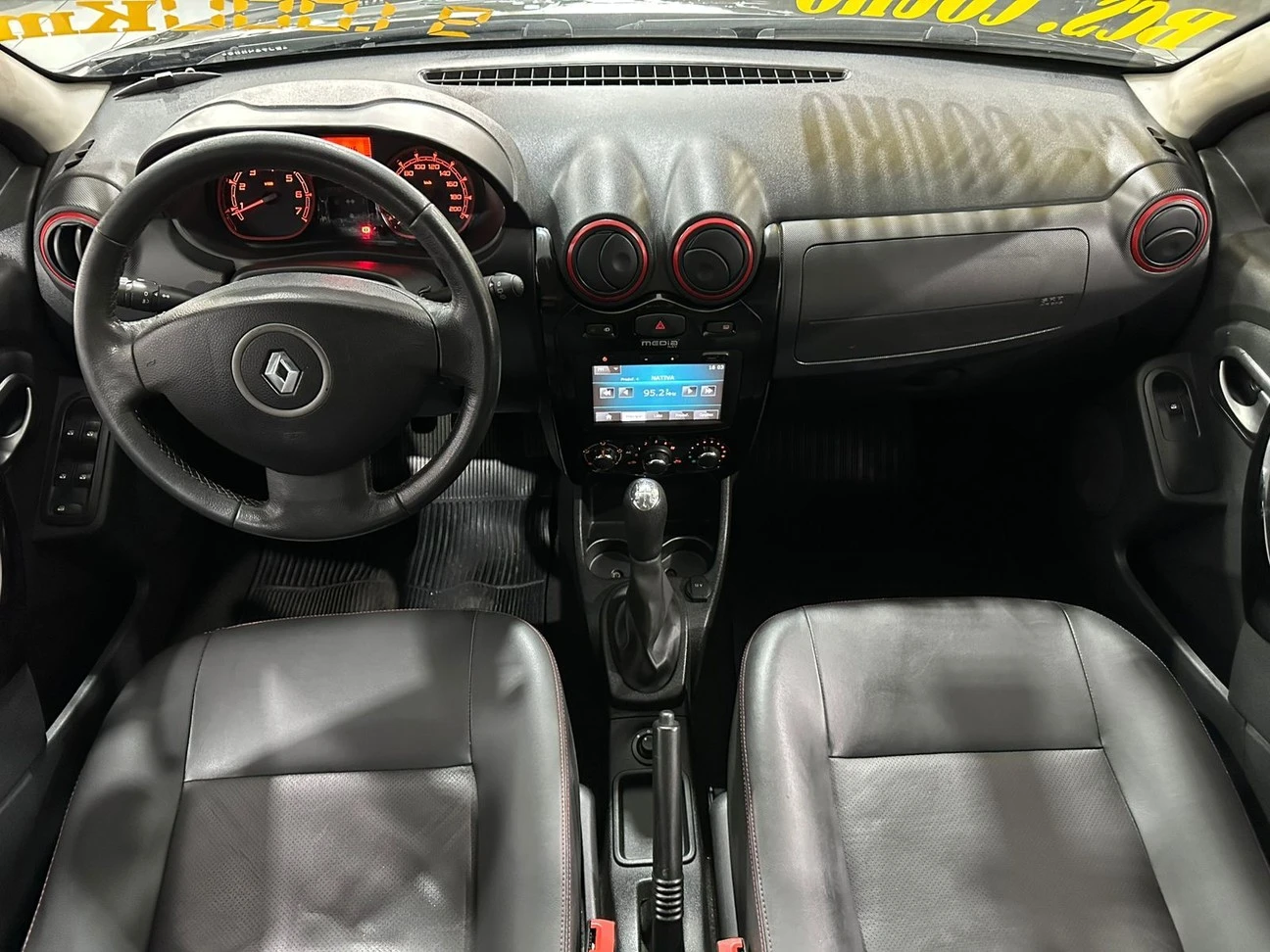 RENAULT SANDERO