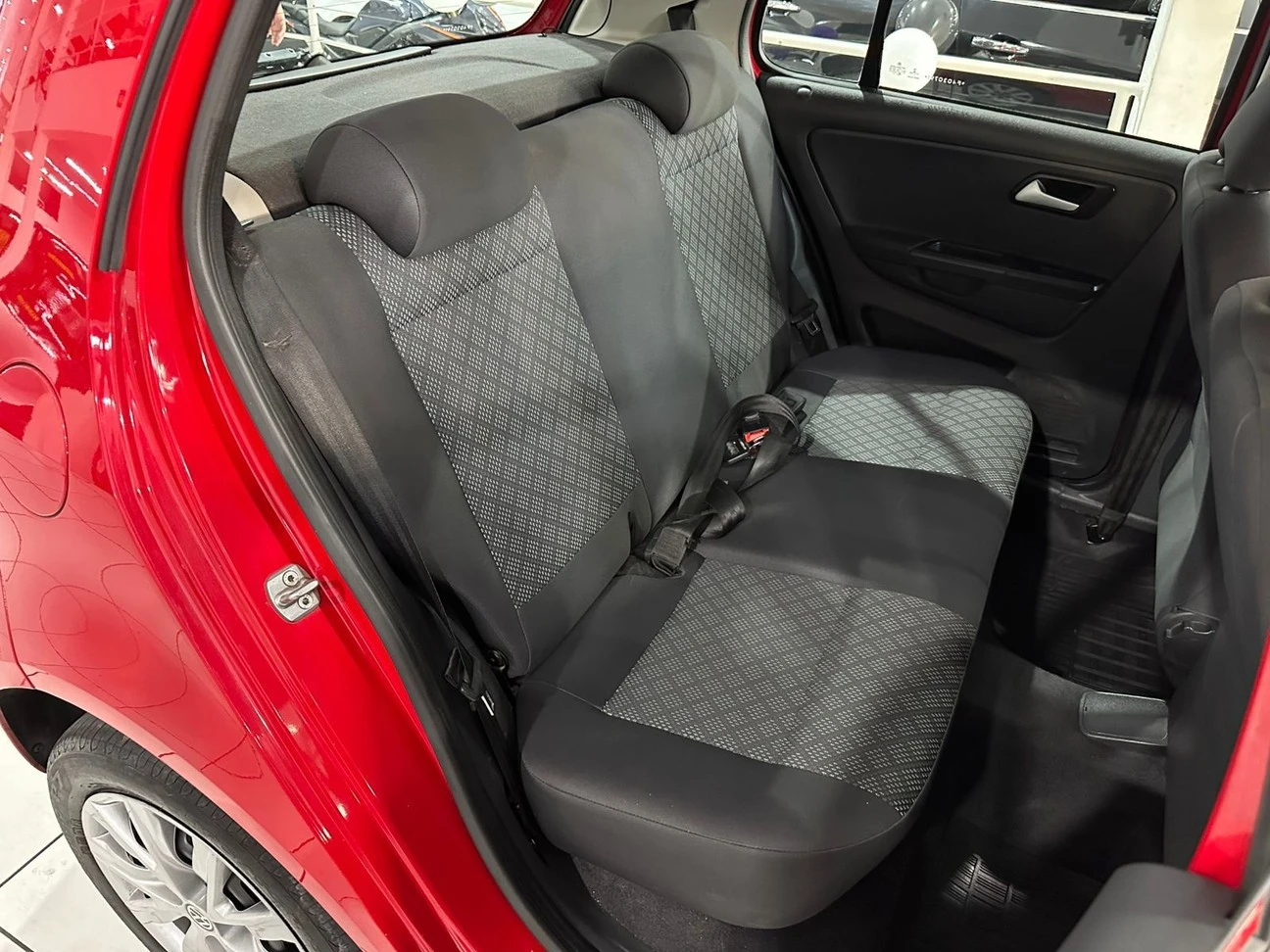VOLKSWAGEN FOX