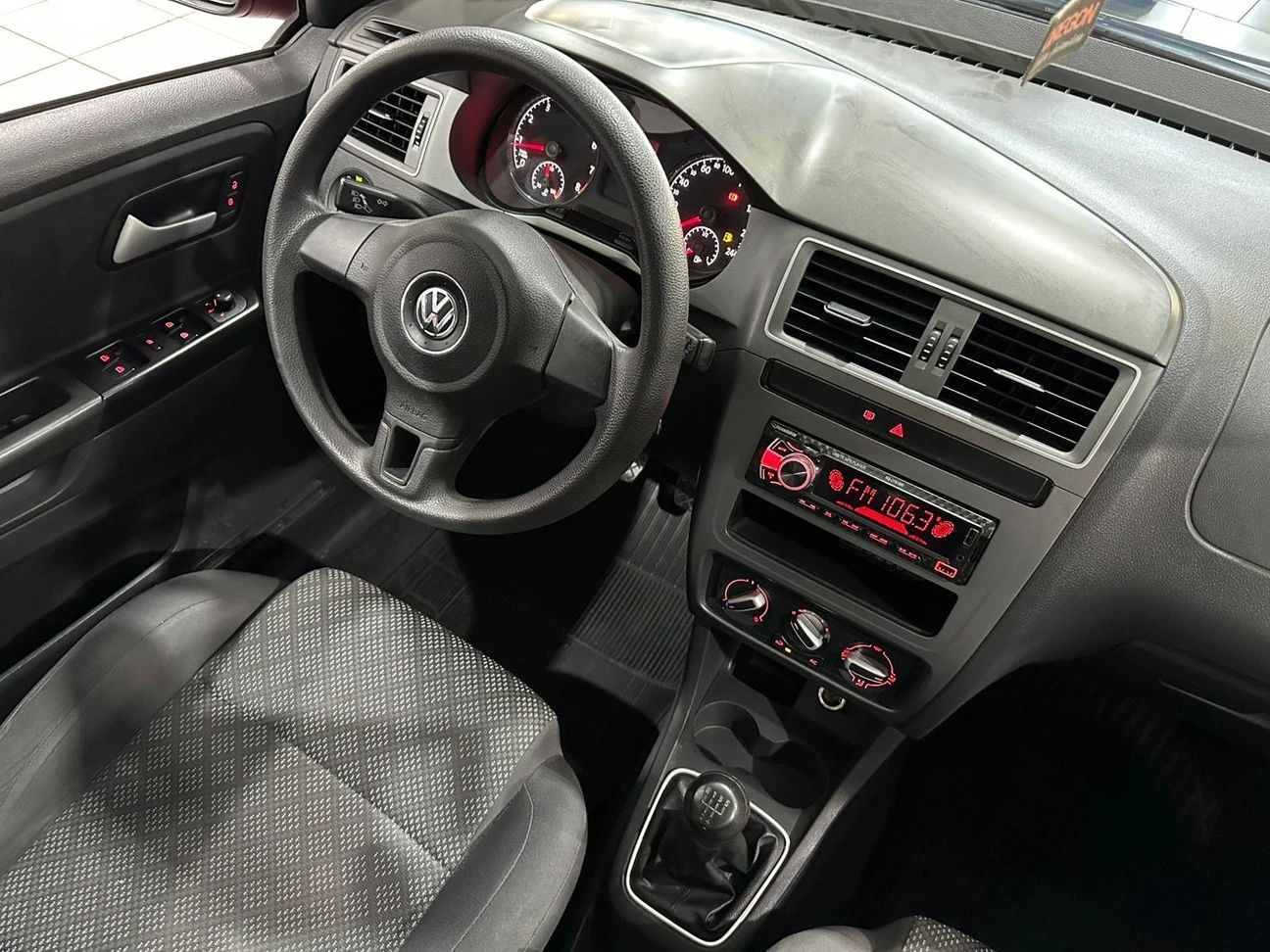 VOLKSWAGEN FOX