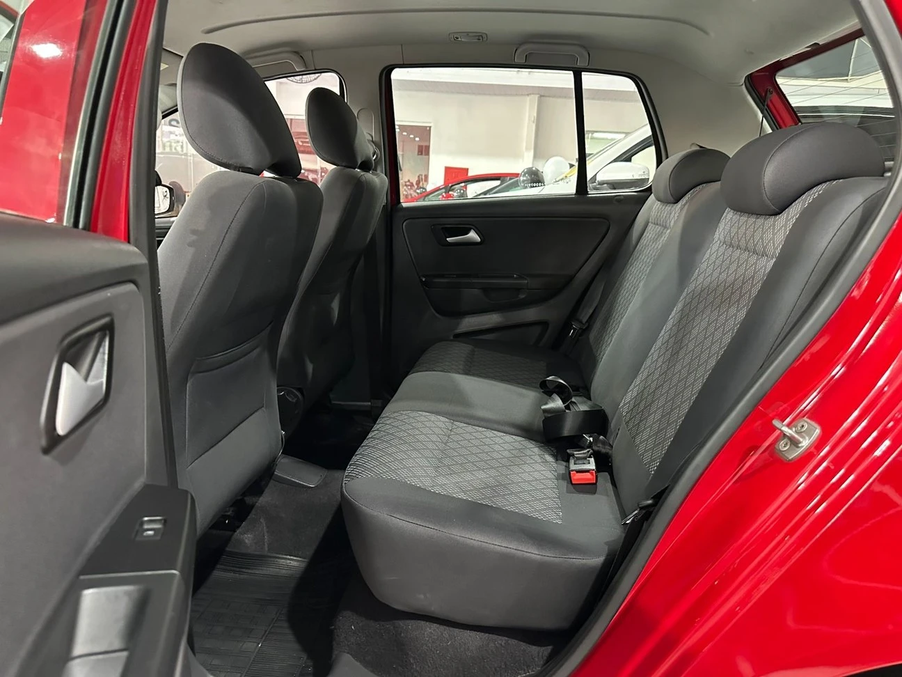 VOLKSWAGEN FOX