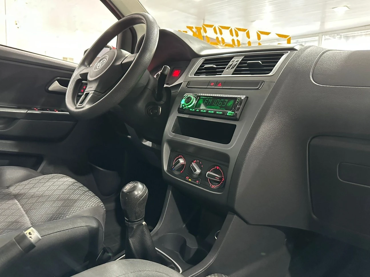 VOLKSWAGEN FOX