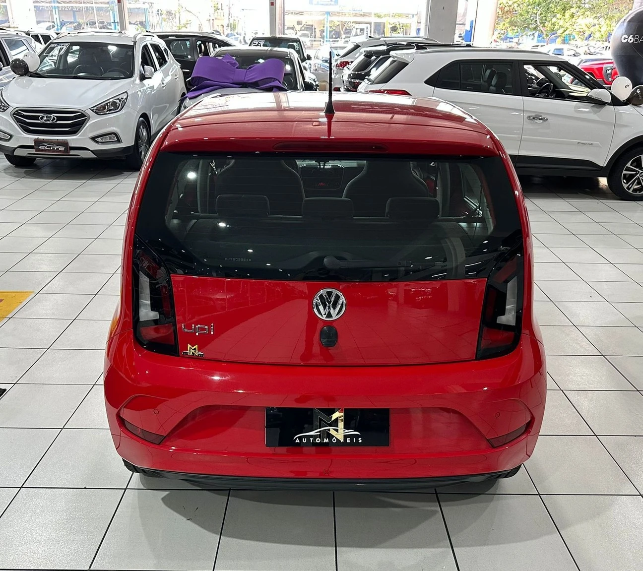 VOLKSWAGEN UP