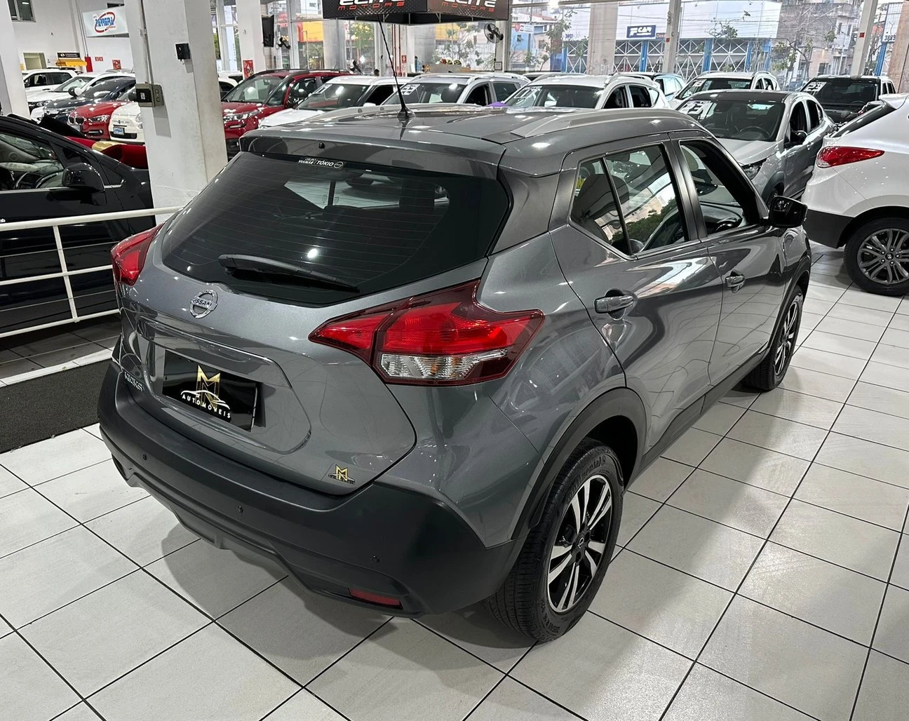NISSAN KICKS