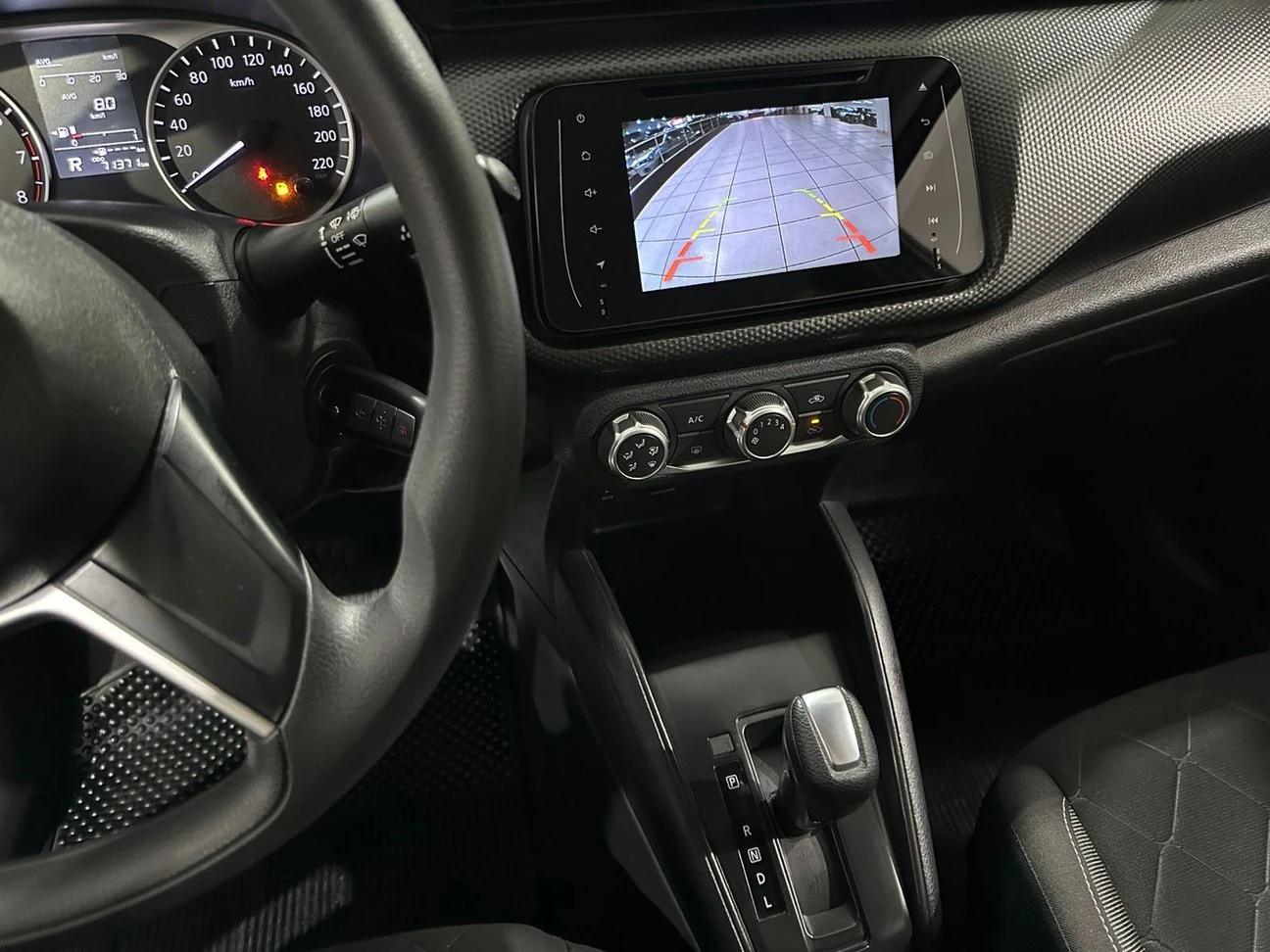 NISSAN KICKS