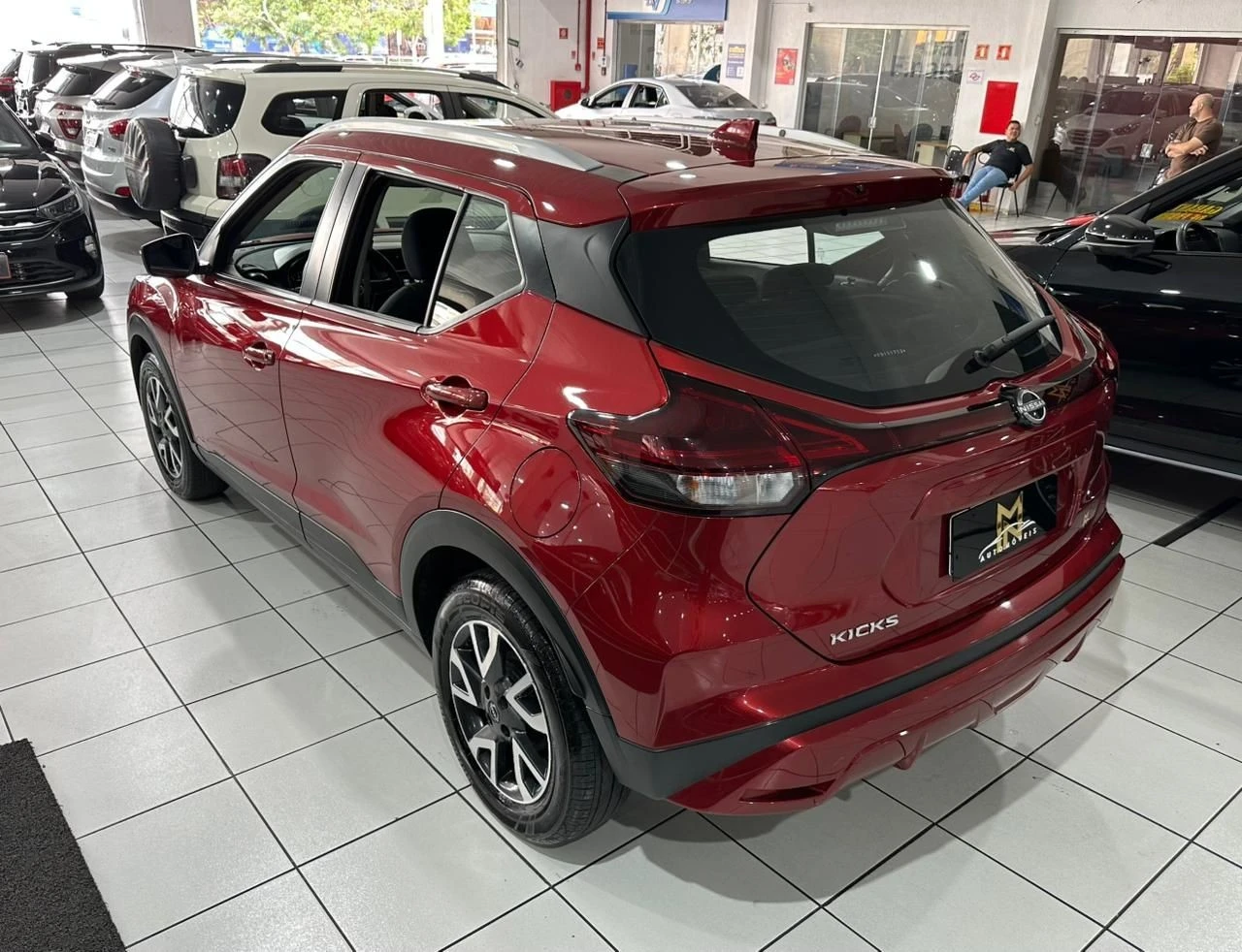 NISSAN KICKS
