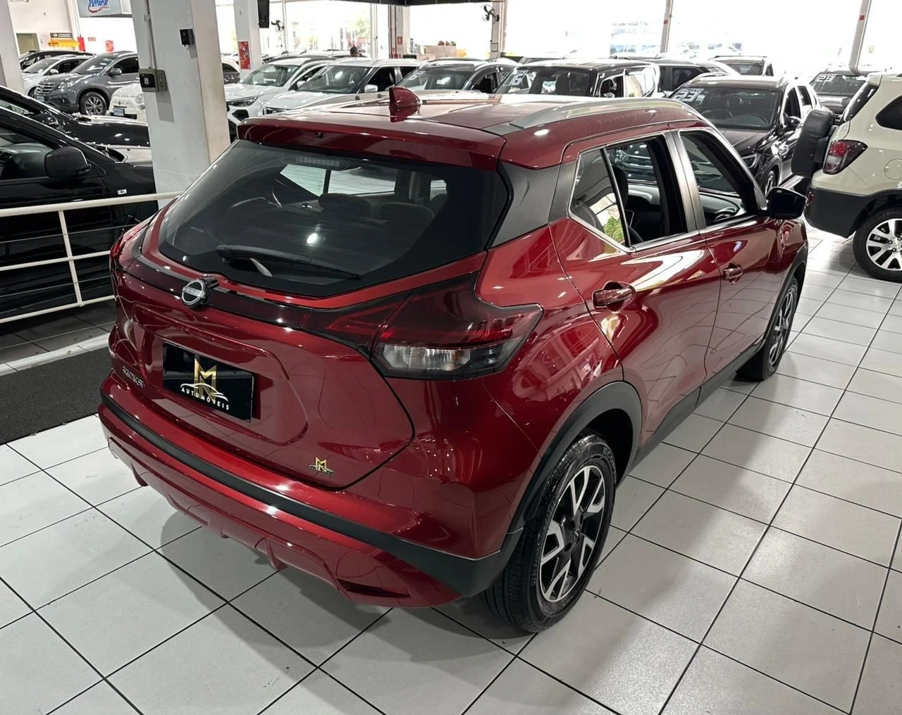 NISSAN KICKS