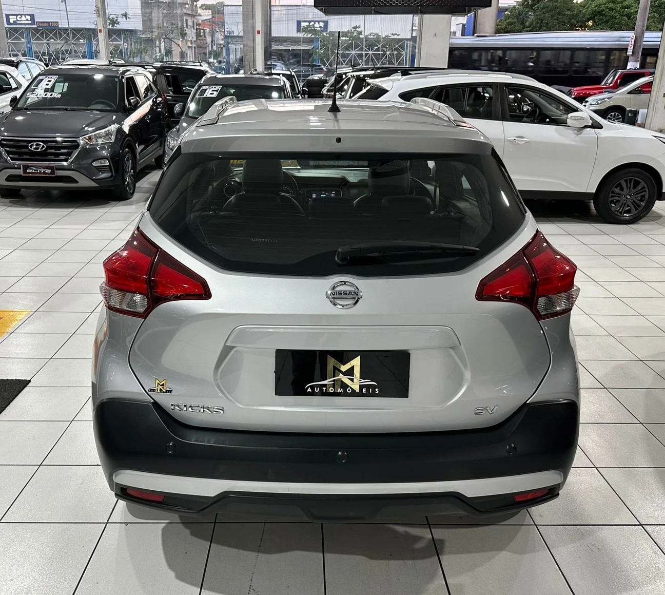 NISSAN KICKS