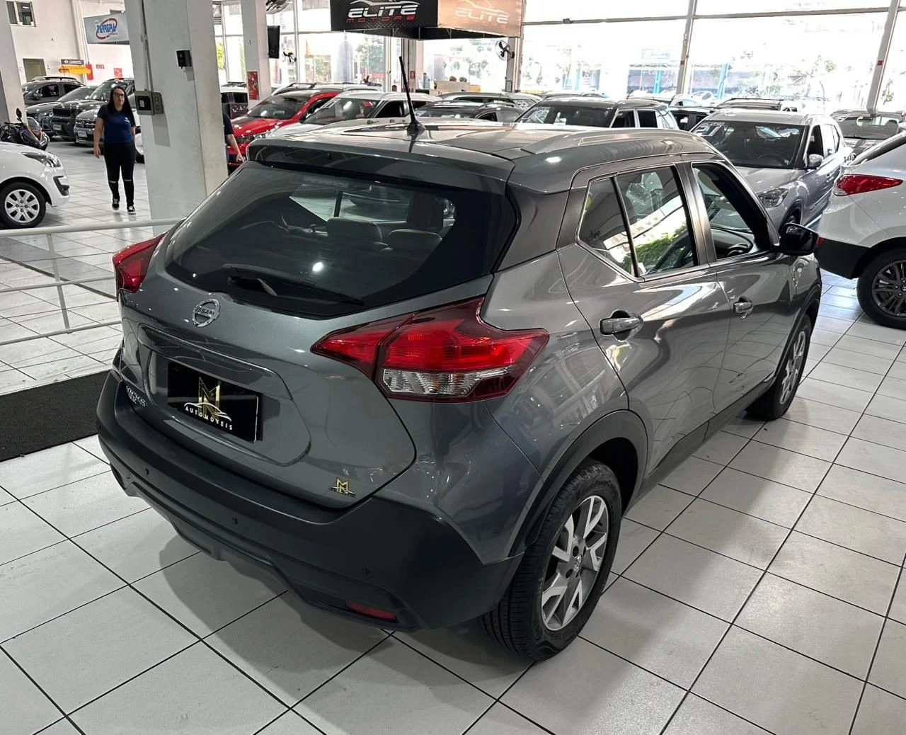 NISSAN KICKS