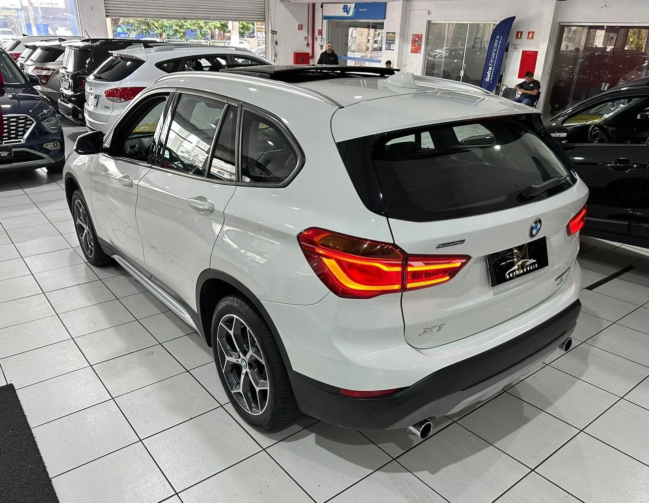 BMW X1