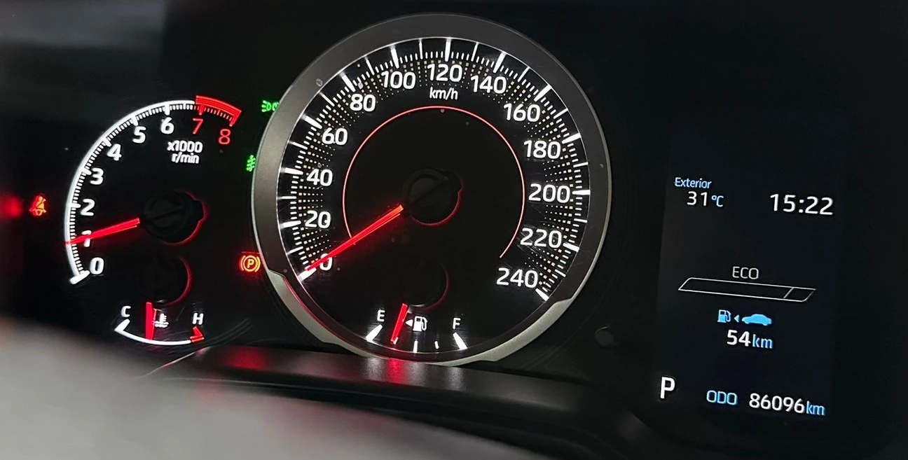 TOYOTA COROLLA CROSS