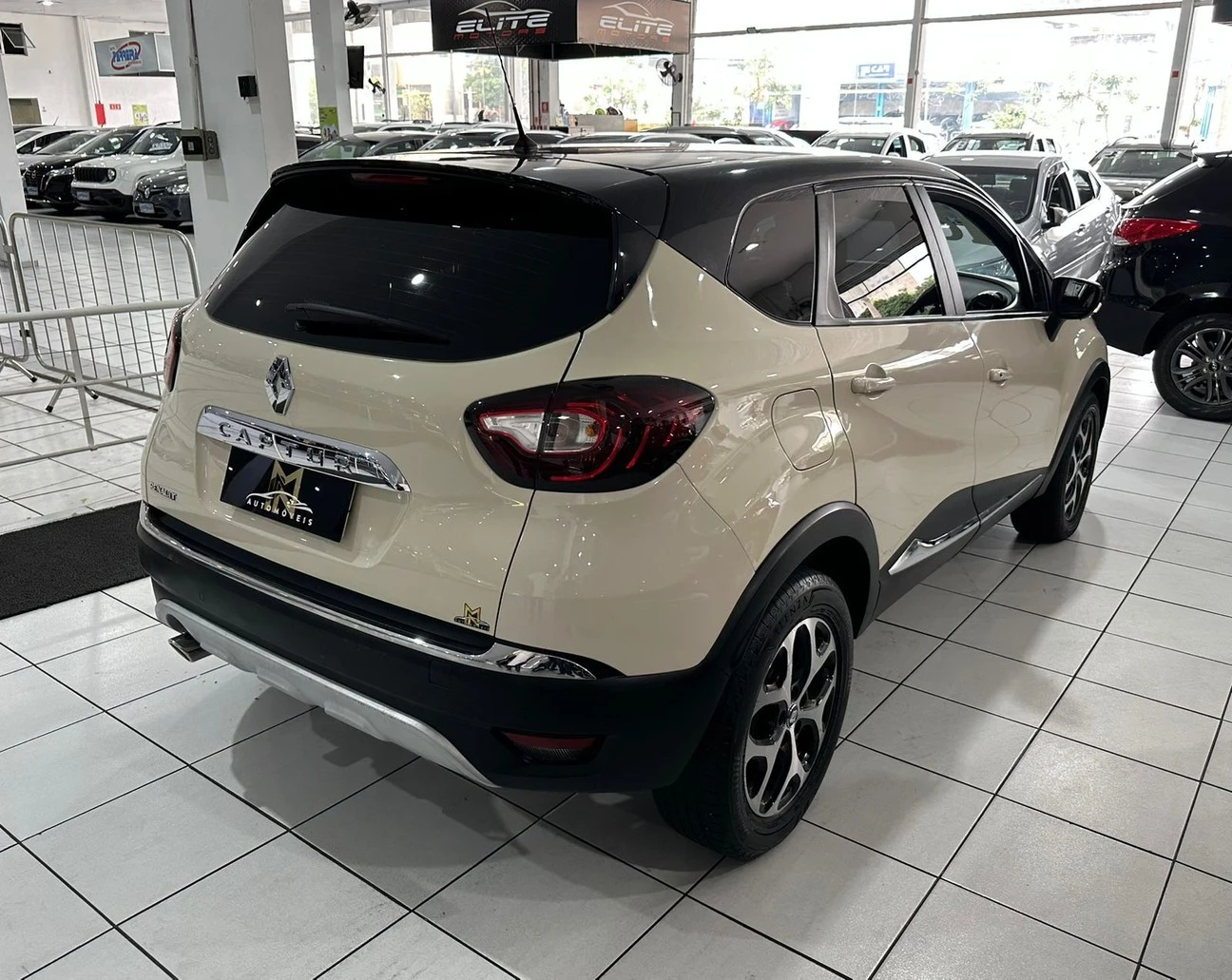 RENAULT CAPTUR