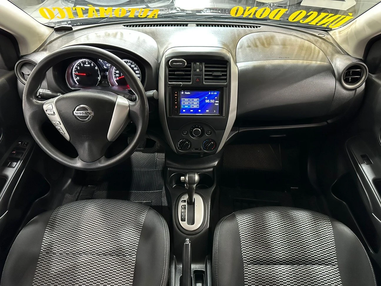 NISSAN VERSA