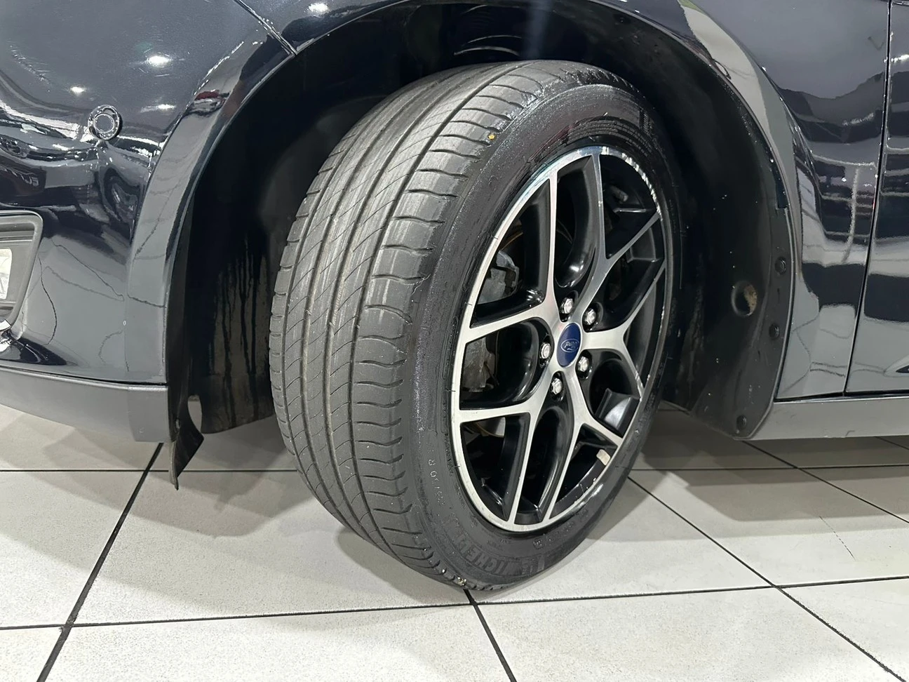 FOCUS 2.0 TITANIUM HATCH 16V