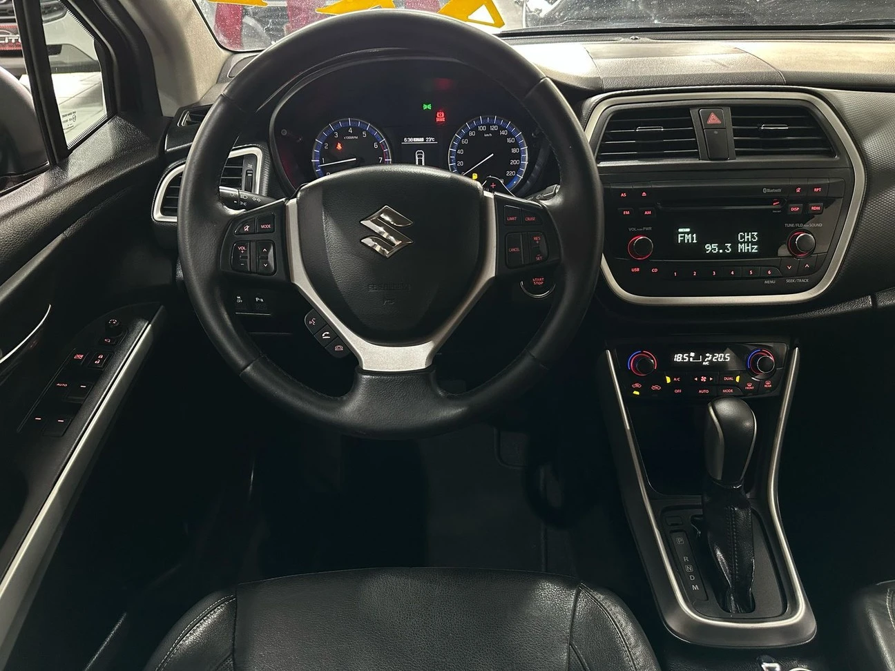SUZUKI S-CROSS
