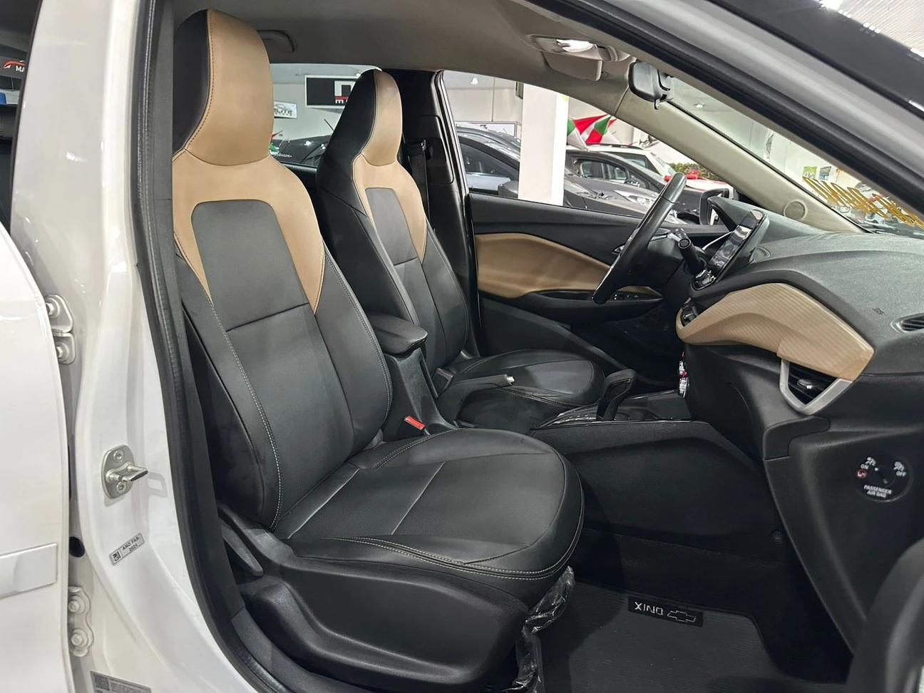 ONIX 1.0 TURBO PREMIER