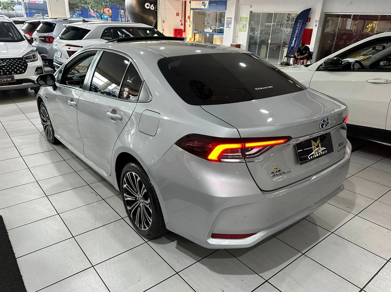 COROLLA 1.8 VVT-I ALTIS PREMIUM HIBRIDO