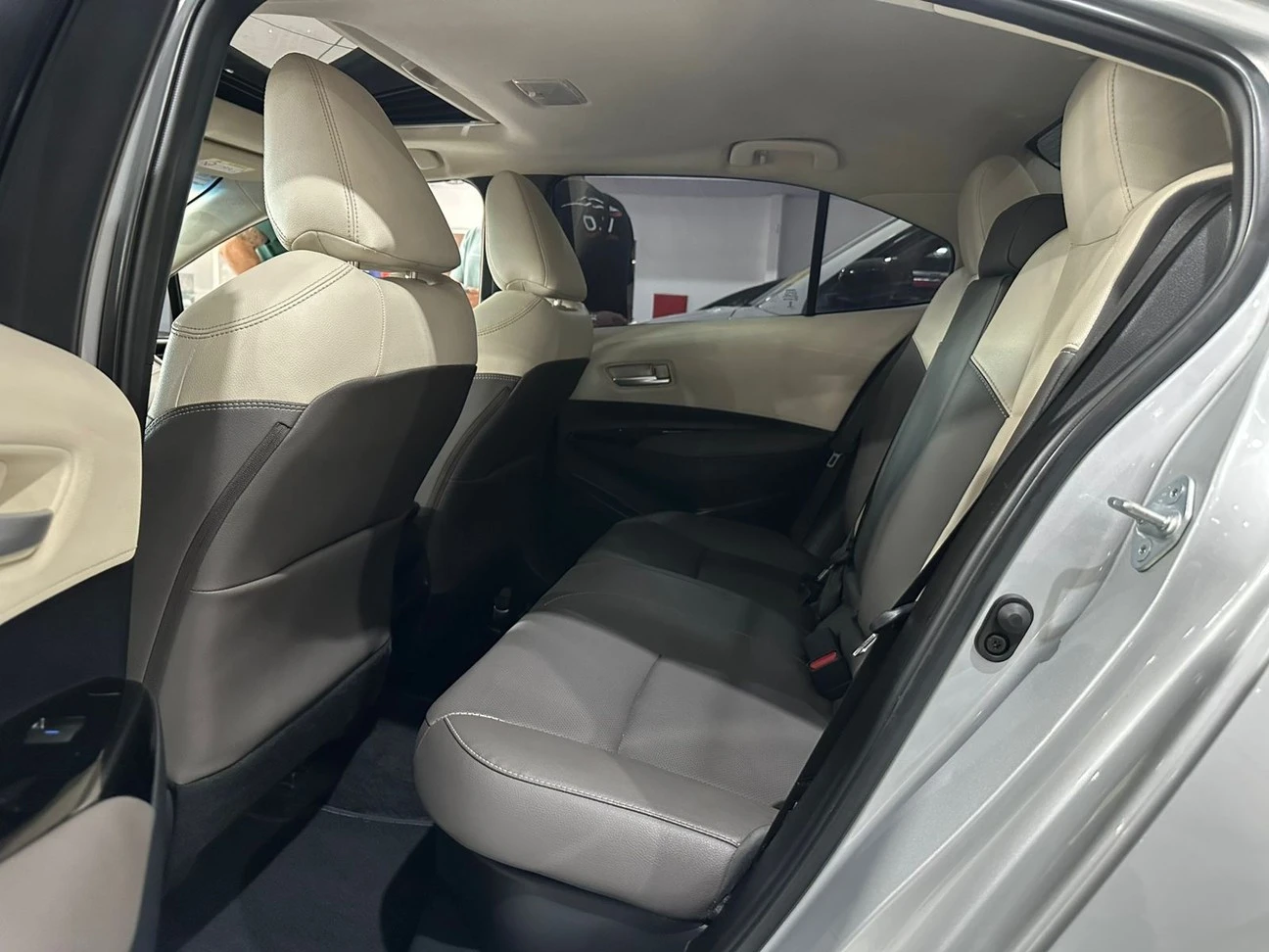 COROLLA 1.8 VVT-I ALTIS PREMIUM HIBRIDO
