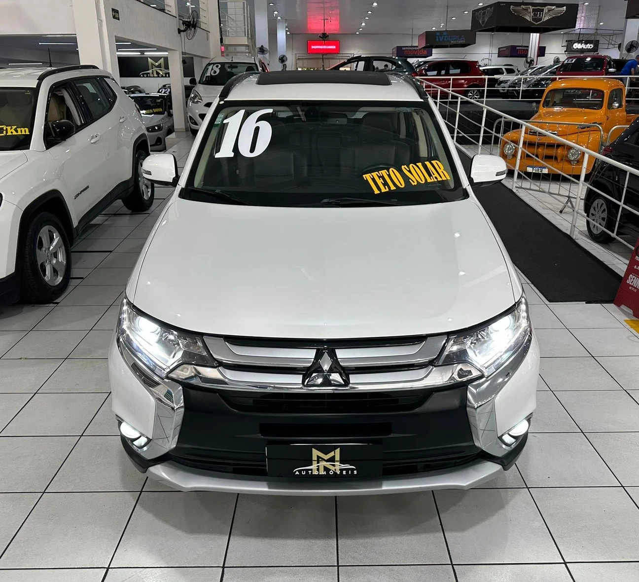 MITSUBISHI OUTLANDER