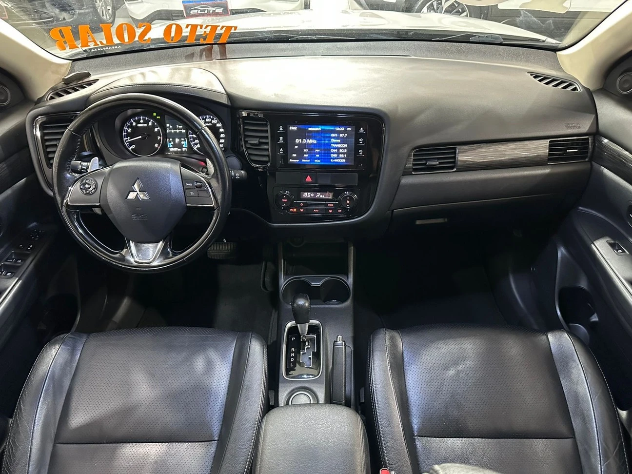 MITSUBISHI OUTLANDER