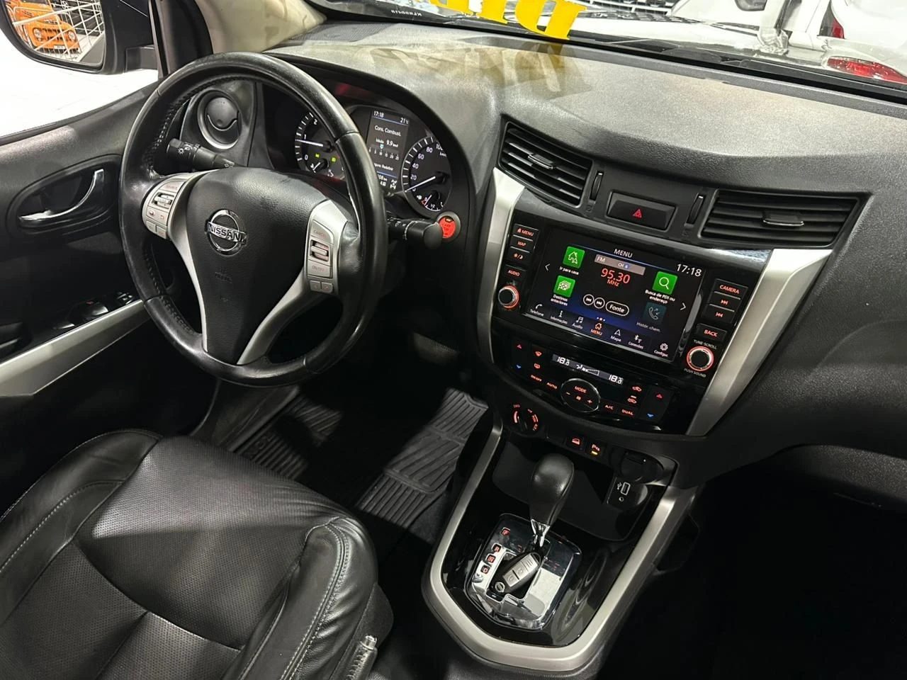 NISSAN FRONTIER