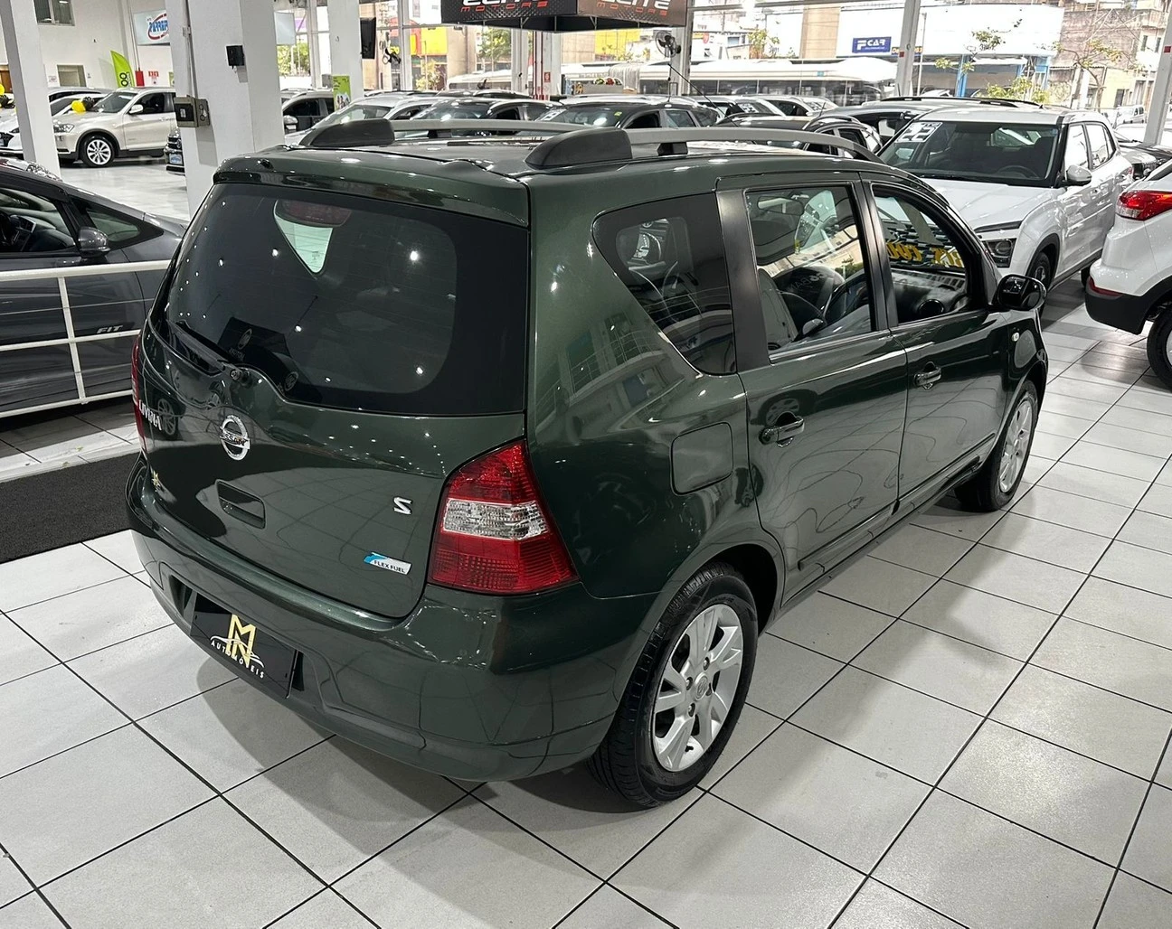LIVINA 1.8 S 16V