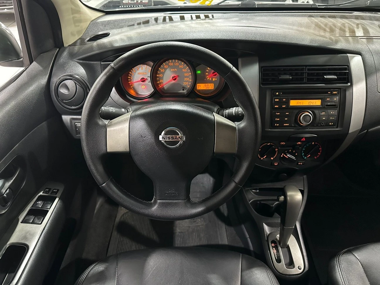LIVINA 1.8 S 16V