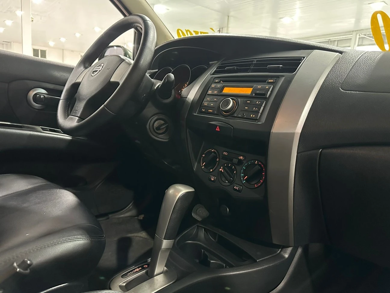 LIVINA 1.8 S 16V