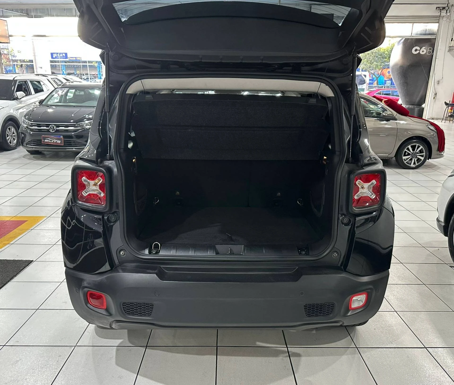 RENEGADE 1.8 16V LONGITUDE