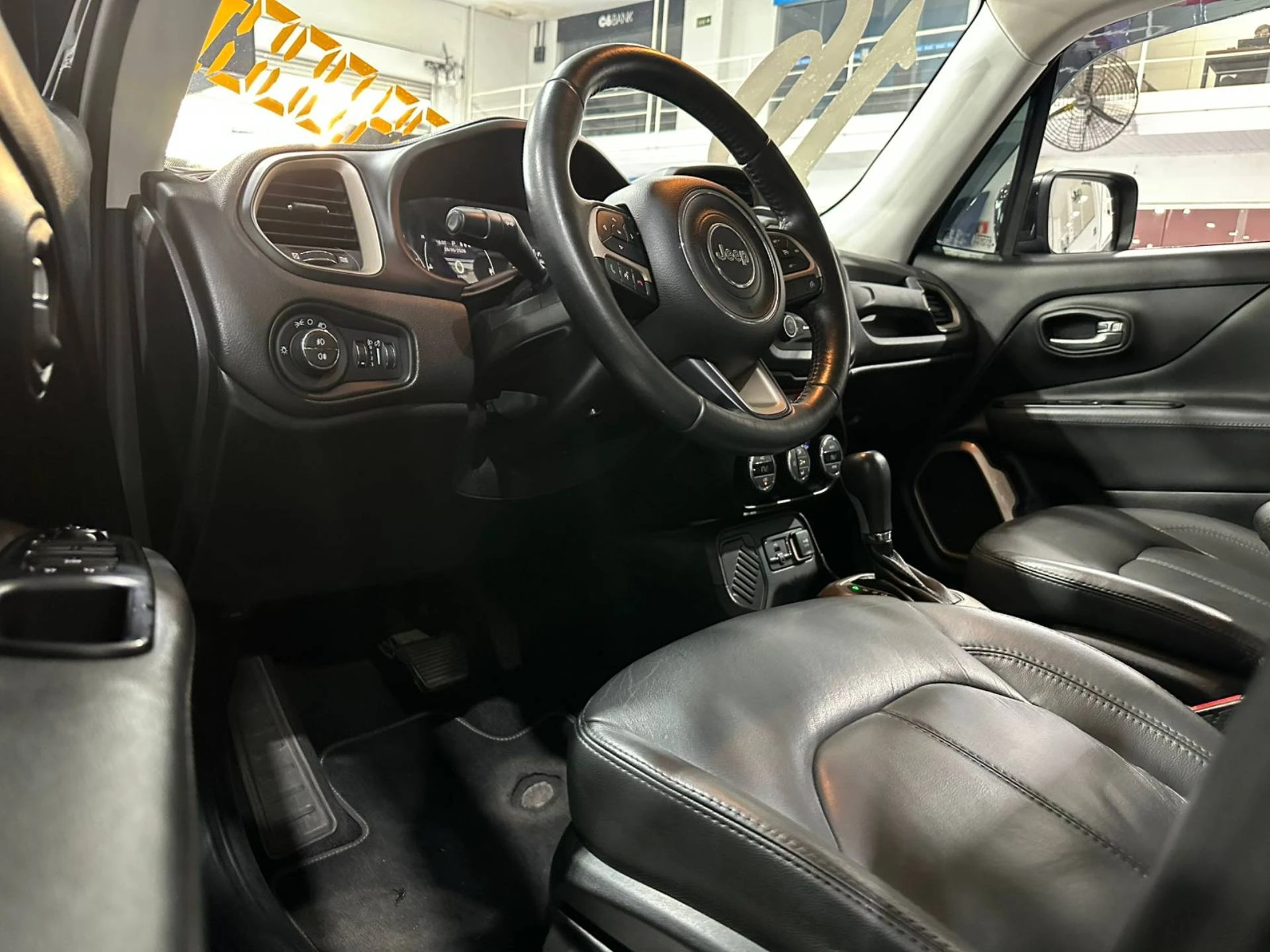 RENEGADE 1.8 16V LONGITUDE