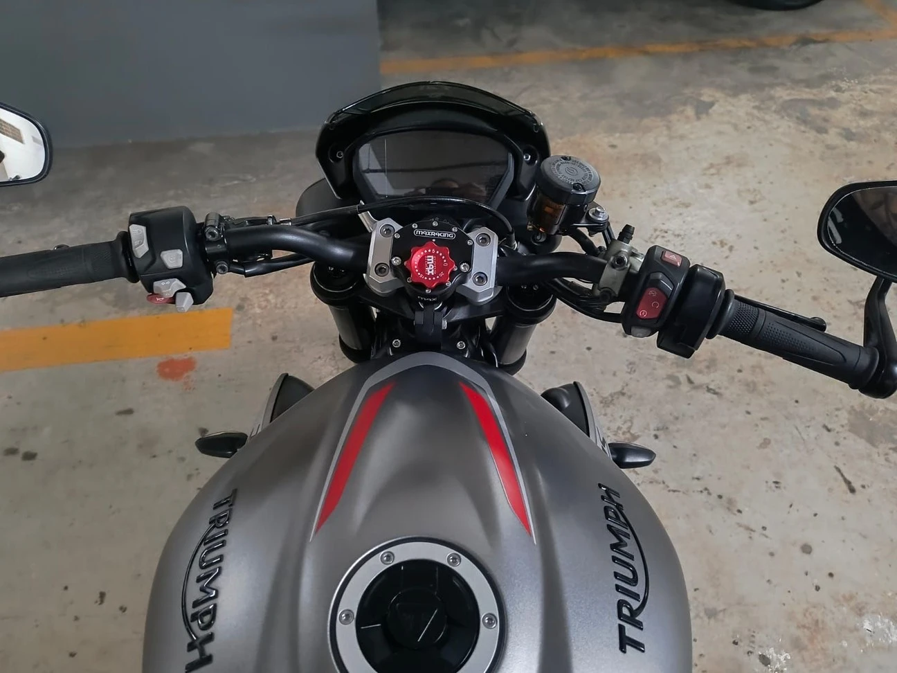 TRIUMPH STREET TRIPLE 765 RS