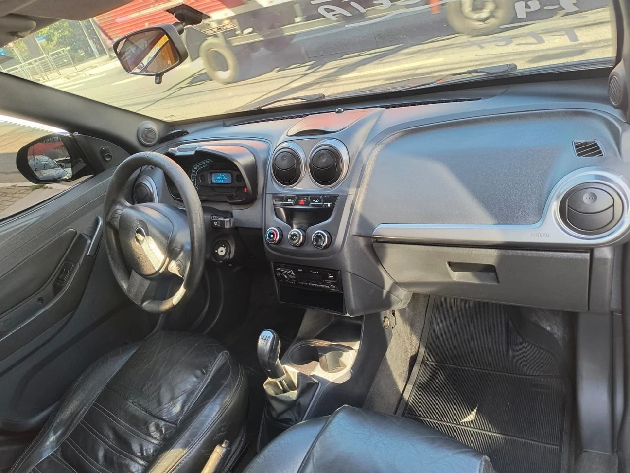 CHEVROLET MONTANA