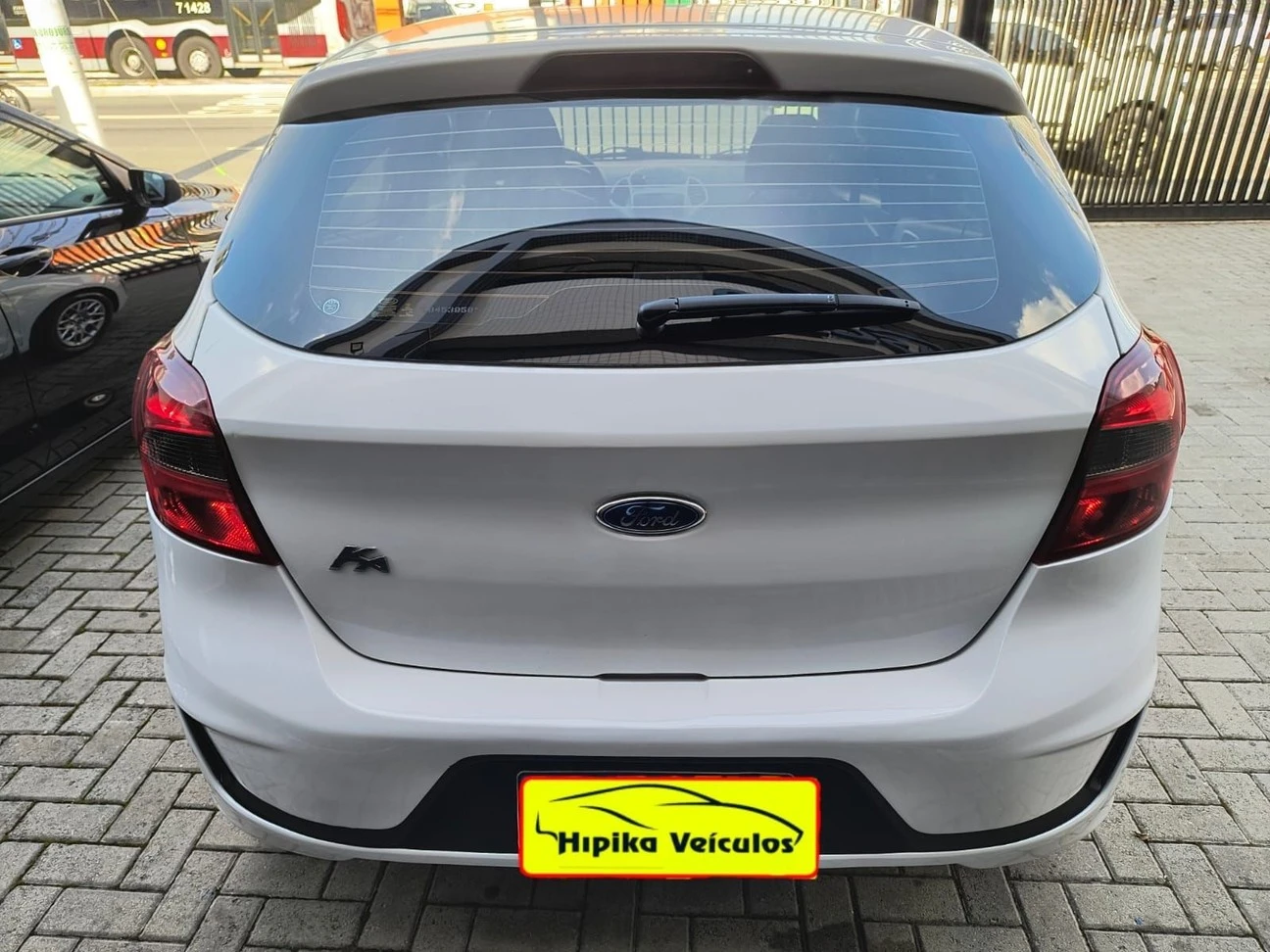 FORD KA