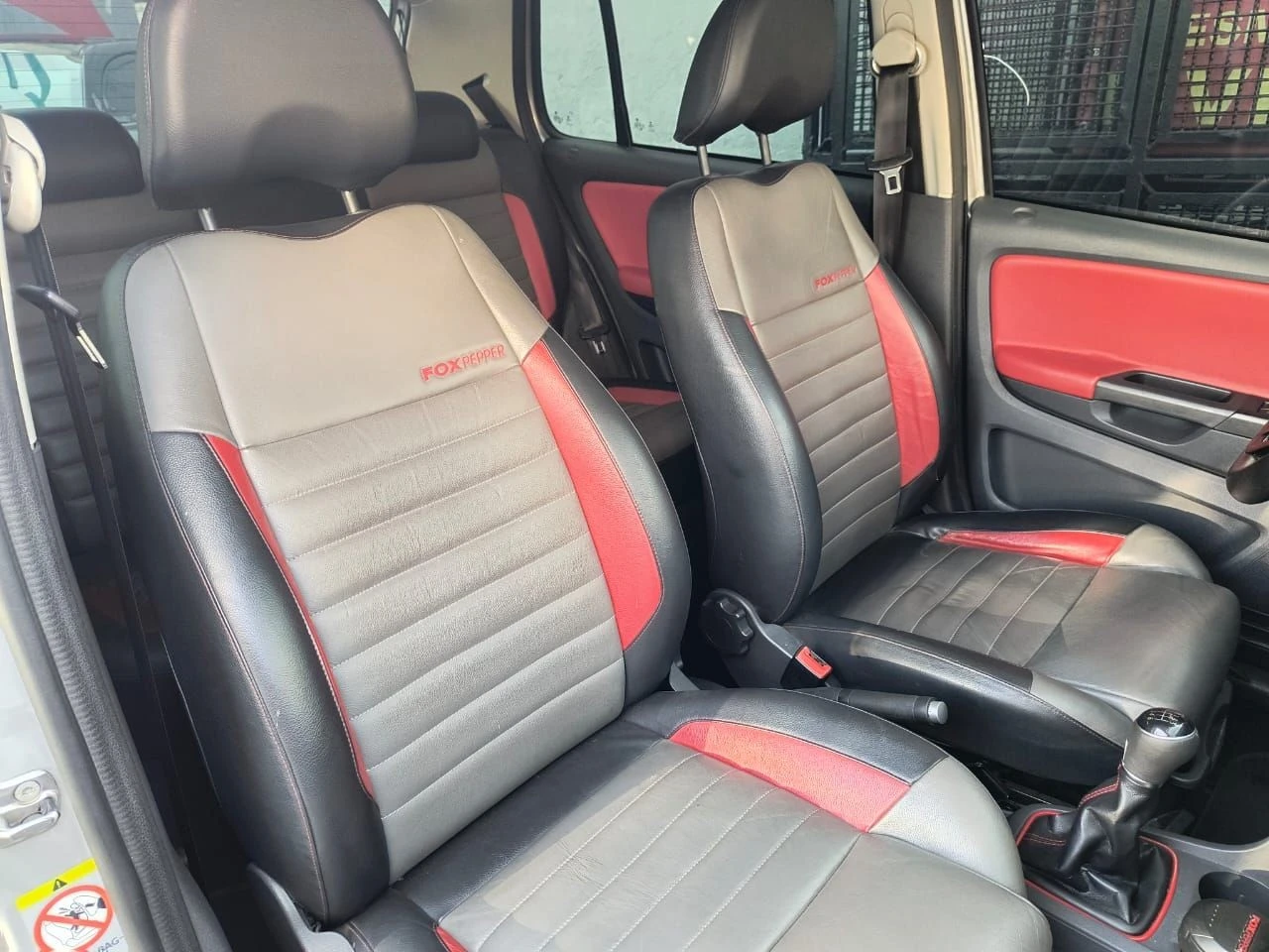 VOLKSWAGEN FOX