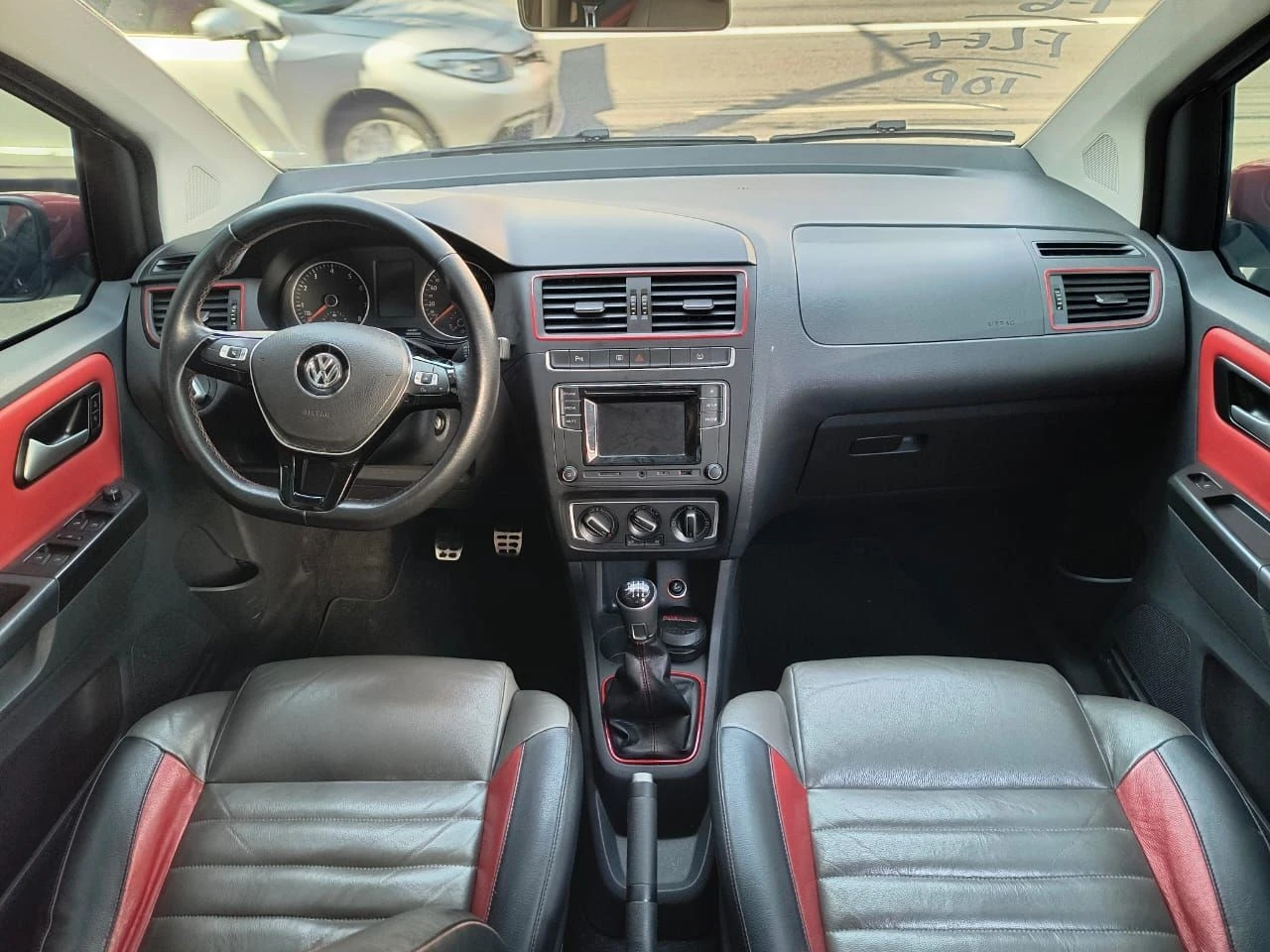 VOLKSWAGEN FOX